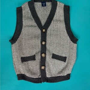 GAP Gray and White Knit Vest